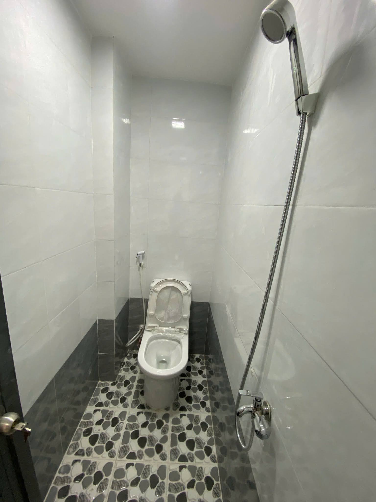 BÁN NHÀ 3 MÊ HẺM RỘNG VÀ CẠN ĐƯỜNG PHẠM NGŨ LÃO- QUY NHƠN.