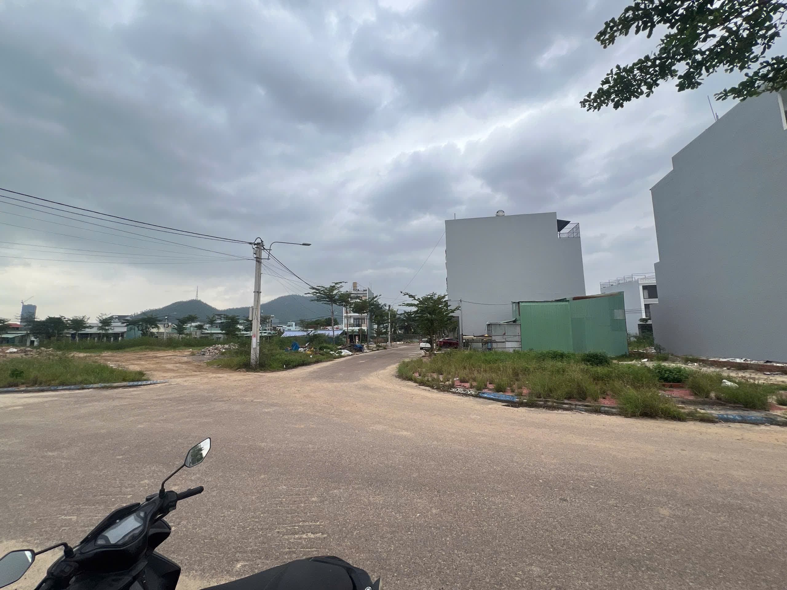 SANG PHIẾU 2 LÔ ĐẤT ĐẸP KHU ĐỒNG GIA VIÊN – HÀ THANH 2 - QUY NHƠN ĐÔNG - GIA LAI. 