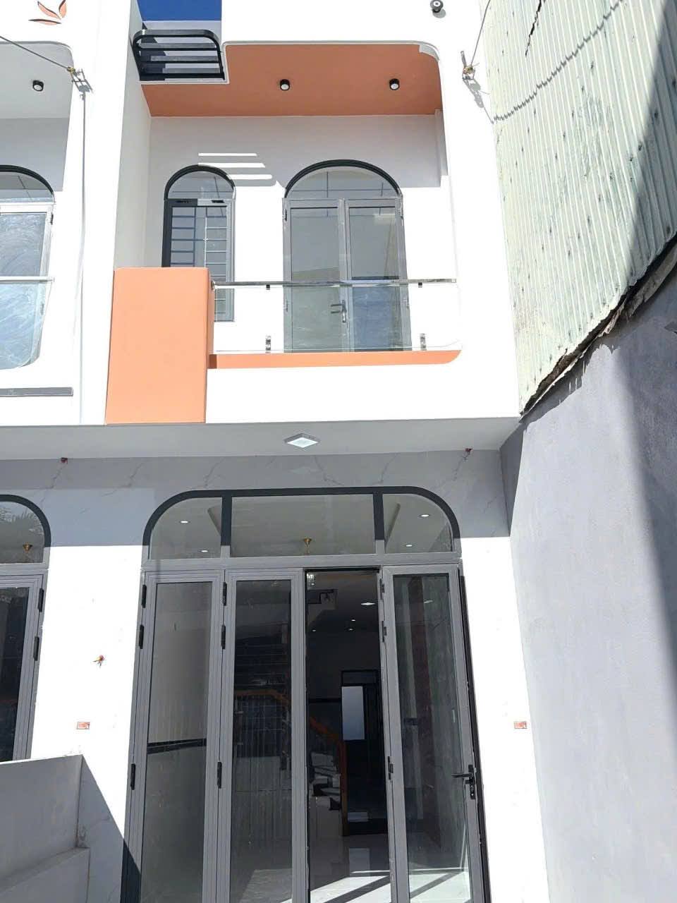  BÁN NHÀ 2 TẦNG HẺM RỘNG CẠN TRẦN HƯNG ĐẠO – QUY NHƠN