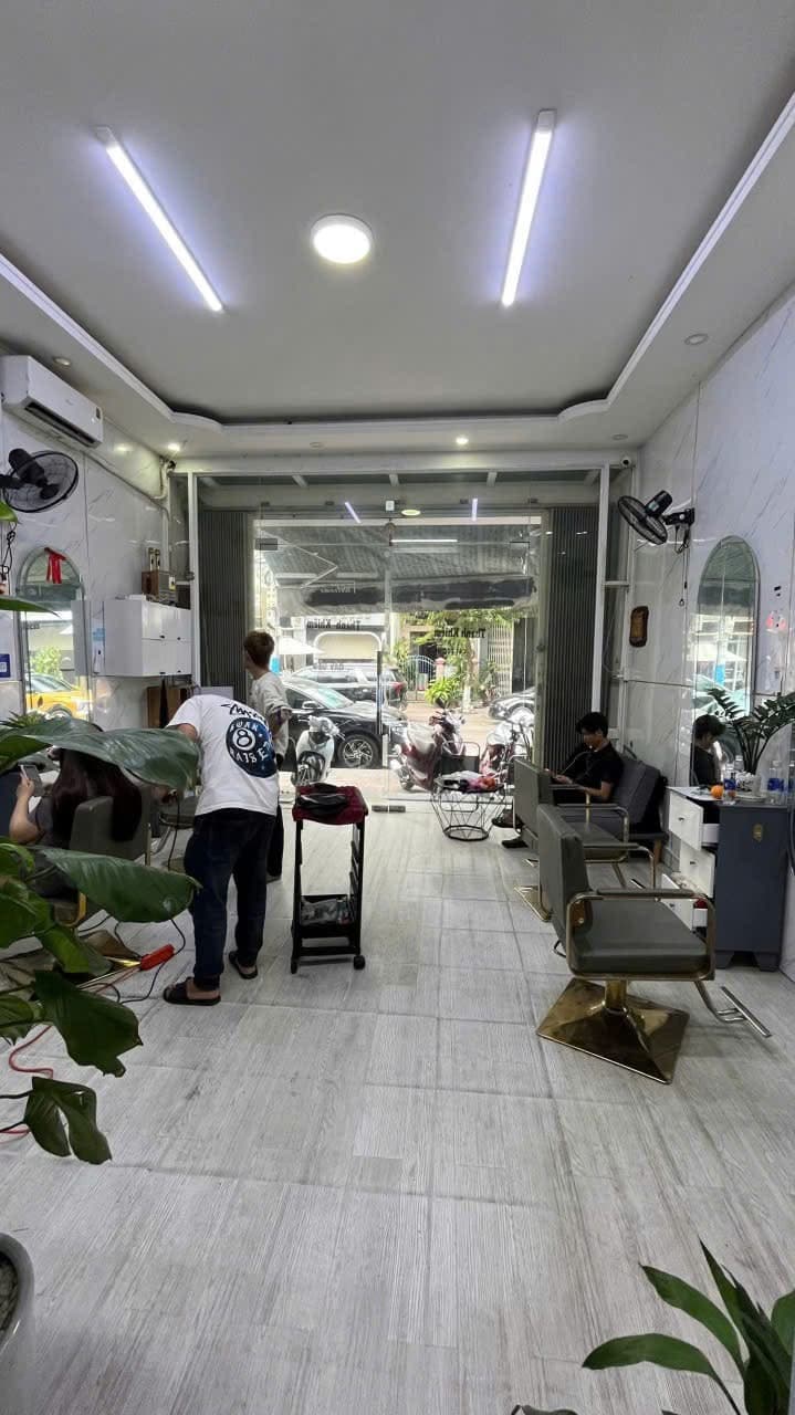 CHO THUÊ NHÀ NHÀ NGUYÊN CĂN MẶT TIỀN HAI BÀ TRƯNG.