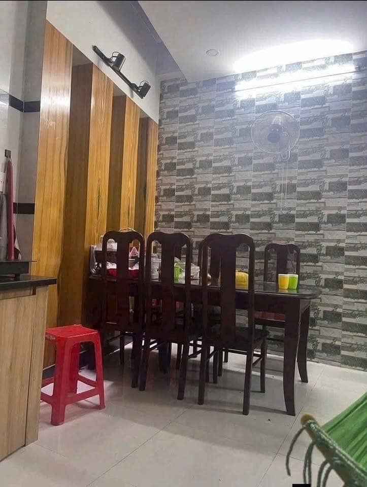 BÁN NHÀ 3 TẦNG HẺM NỘI BỘ Ô TÔ ĐƯỜNG TÔ HIẾN THÀNH PHƯỜNG QUANG TRUNG TP QUY NHƠN