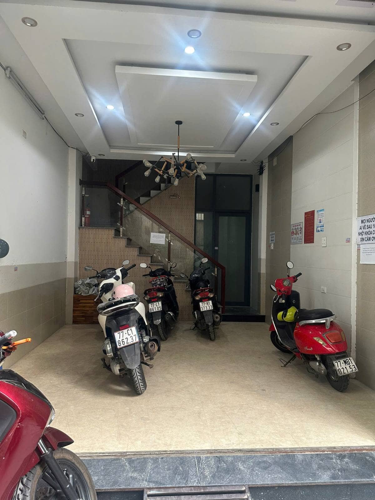 BÁN NHÀ TRỌ HẺM RỘNG ĐƯỜNG NGUYỄN THÁI HỌC SIÊU ĐẸP KẾT CẤU HIỆN ĐẠI TRUNG TÂM QUY NHƠN.