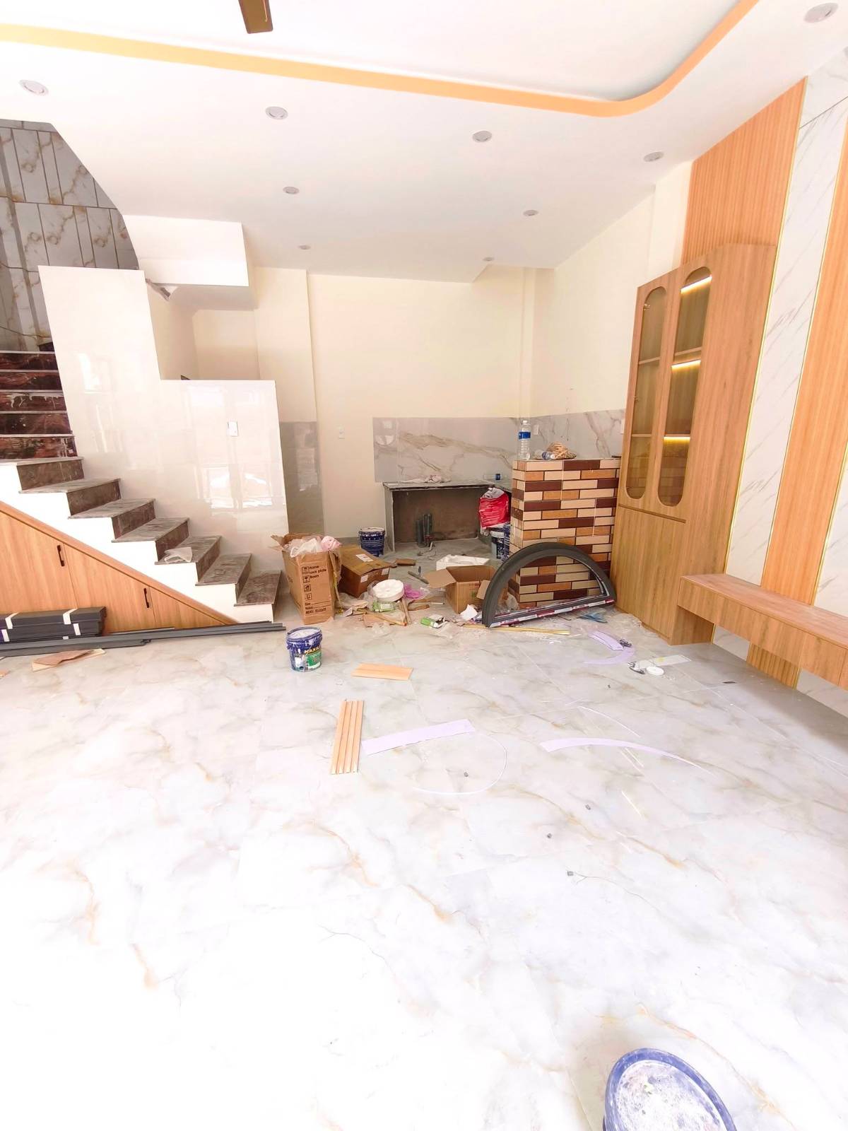 CỰC HIẾM CHO NHÀ 3 TẦNG HẺM XUÂN DIỆU SÁT BIỂN QUY NHƠN