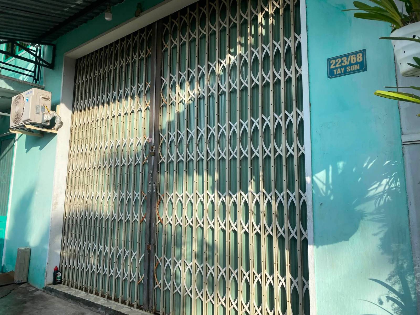 CẦN CHUYỂN CHỖ Ở NÊN BÁN CĂN NHÀ CẤP 4 HẺM CẠN Ô TÔ ĐƯỜNG TÂY SƠN - QUY NHƠN