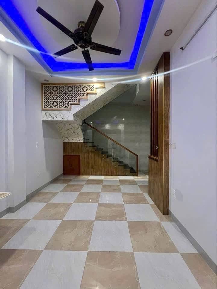 BÁN NHÀ 3 MÊ NGUYÊN HẺM CẠN ĐƯỜNG TRẦN PHÚ - QUY NHƠN.