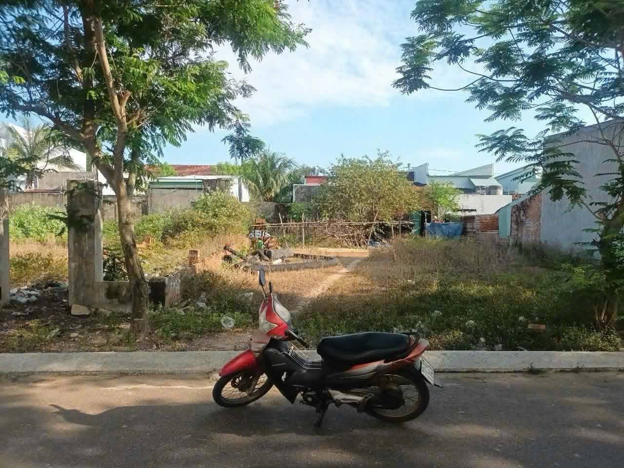 CẦN BÁN NHANH LÔ ĐẤT Ở KHE ĐÁ - NHƠN HỘI
