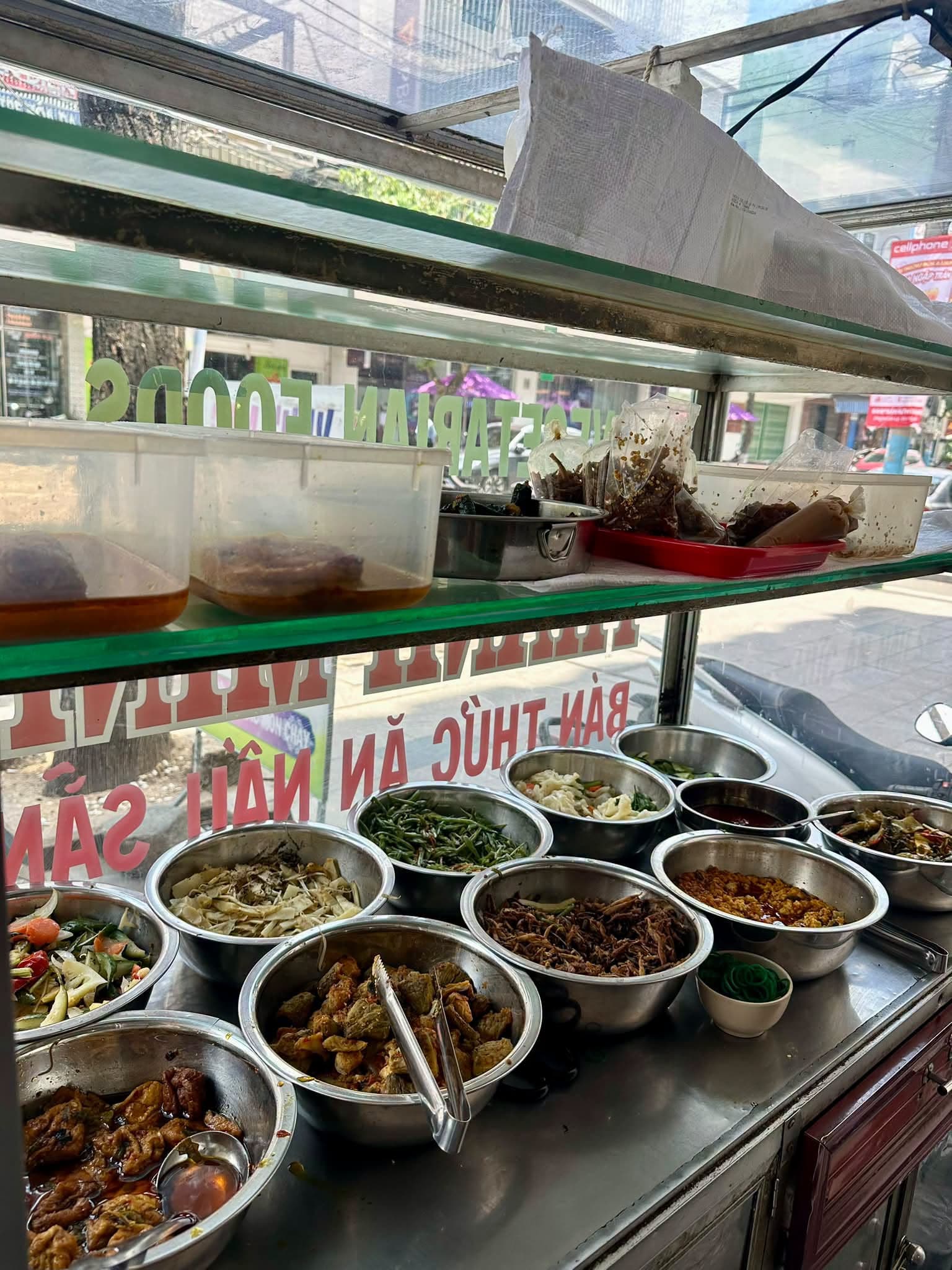 MỘT TRONG NHỮNG QUÁN ĂN THANH ĐẠM MÀ DÂN QUY NHƠN KHÁ ƯA THÍCH, CẢ NHÀ ĐÃ THỬ CHƯA